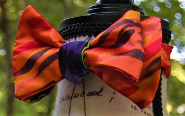 Oasis Bow Tie